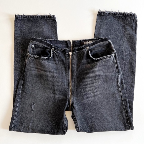 Reformation Exposed Zipper Straight Leg Crop Jean in Pacific Wash Black Size 26 - Picture 6 of 10